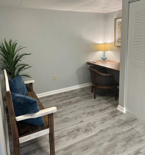 thumbnail_Cypress Model Den Area