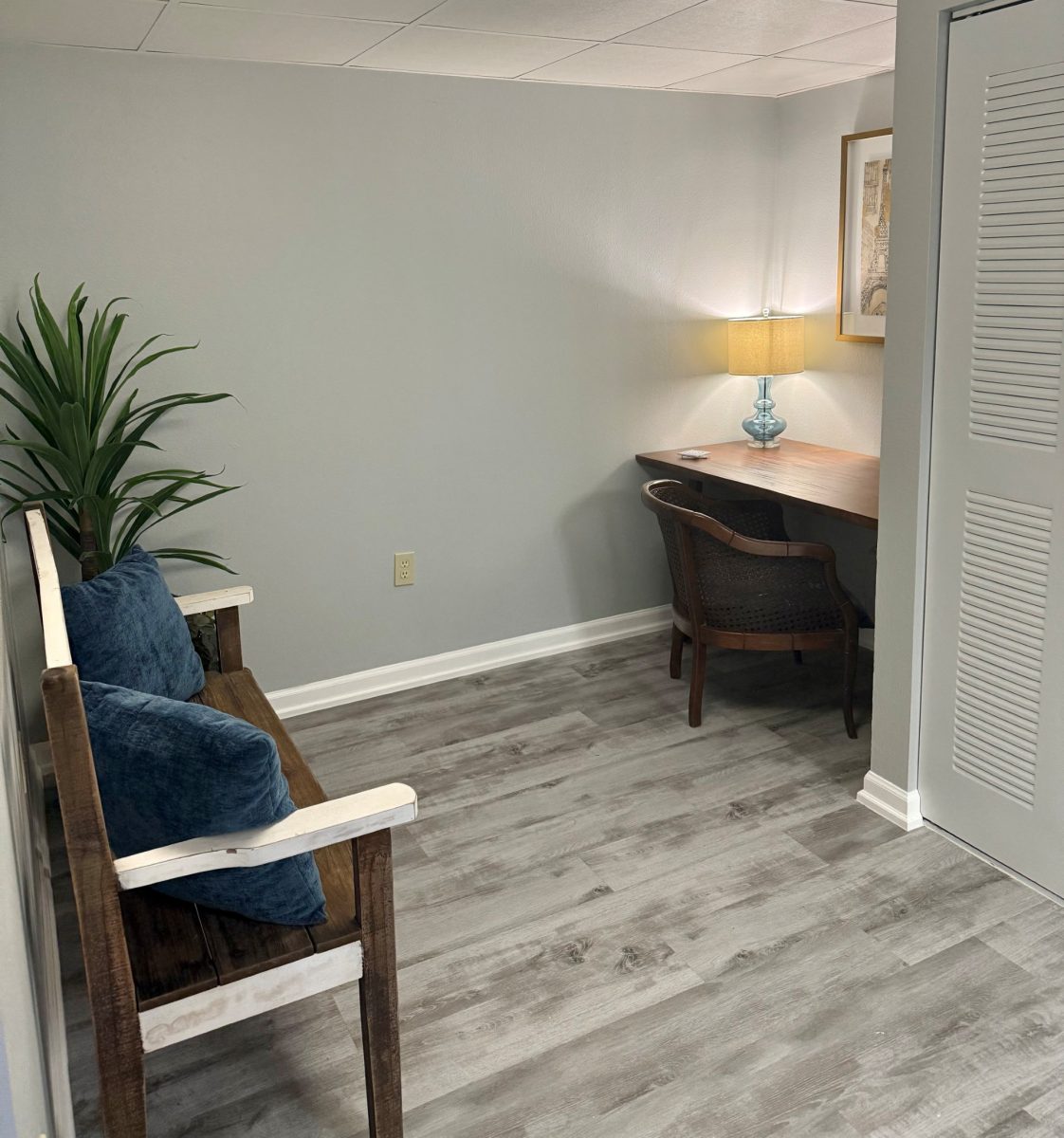 thumbnail_Cypress Model Den Area