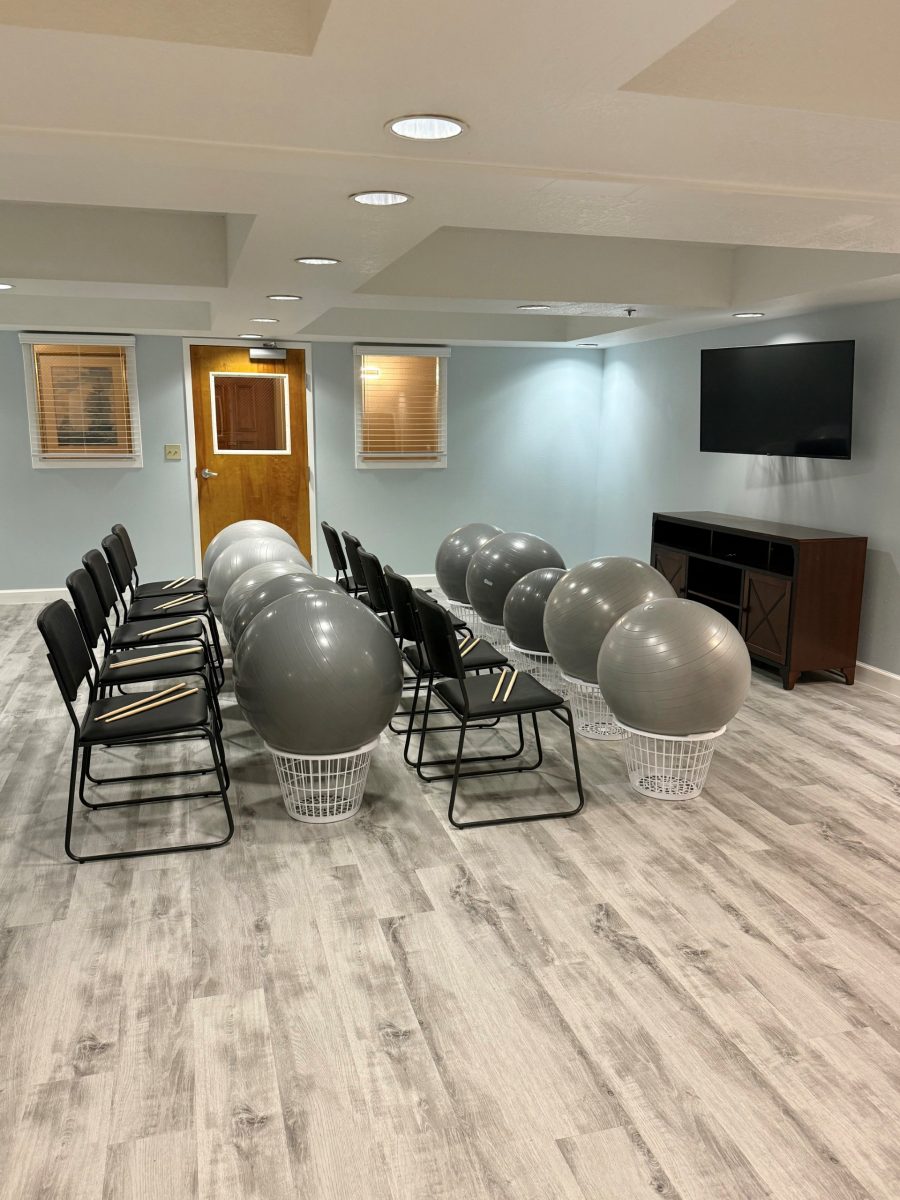 thumbnail_Towers II Community Room